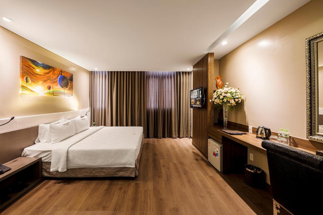 Sunflower Luxury Hotel Ho Chi Minh City Exterior photo